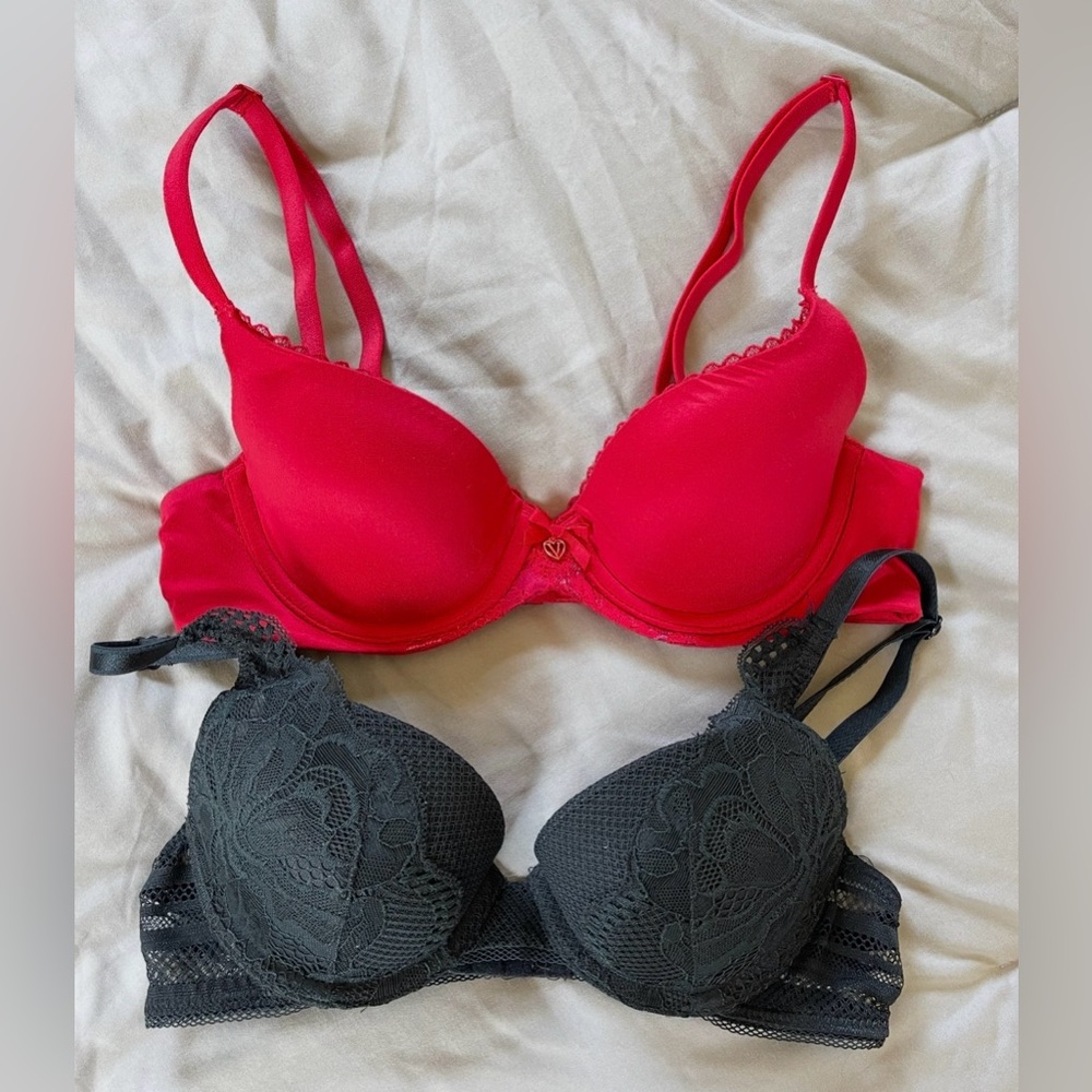 Victorias Secret Body by Victoria lined Demi underwire bra Auden Lace Set 32A